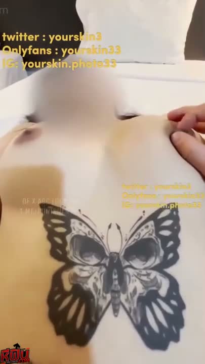 นักศึกษา หลุด Onlyfans yourskin33 สาวสักลายแมงมุมโดนจับอมควย เย็ดหีไม่ยั้ง ซอยหีกระหน่ำ น้ำแตกหน้า 2026